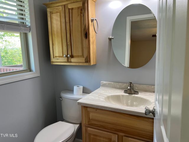 737 Foothills Road, Kingsport, TN 37663