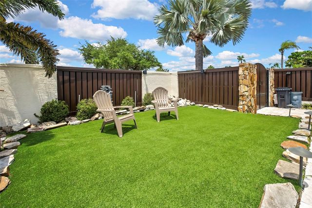 13522 AVISTA DRIVE, Tampa, FL 33624