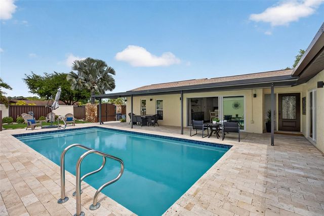 13522 AVISTA DRIVE, Tampa, FL 33624