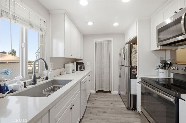 901 N Citrus, La Habra, CA 90631
