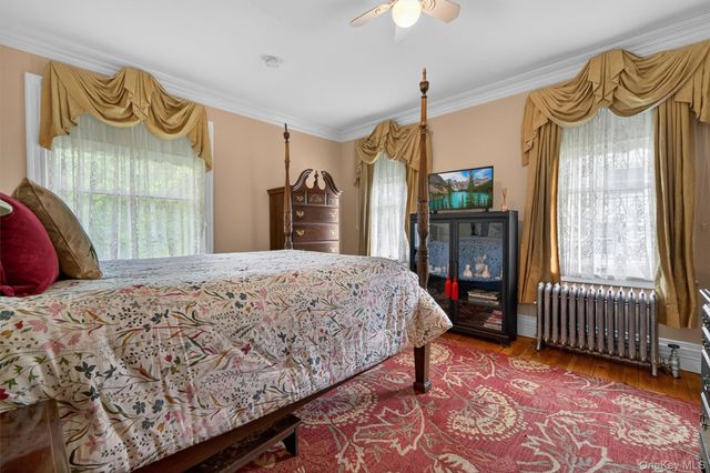 26 Maple Avenue, Warwick, NY 10990