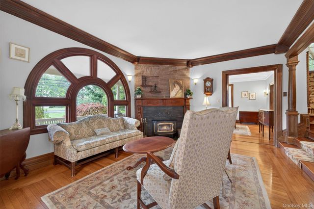 26 Maple Avenue, Warwick, NY 10990