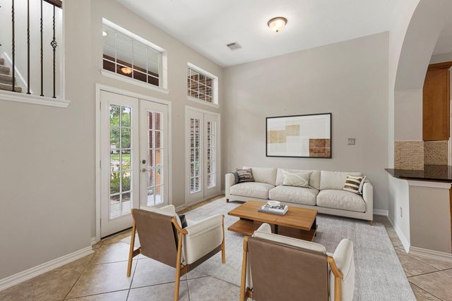 6 Hithervale Court, The Woodlands, TX 77382