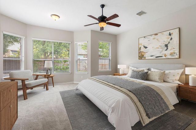 6 Hithervale Court, The Woodlands, TX 77382