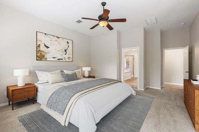 6 Hithervale Court, The Woodlands, TX 77382