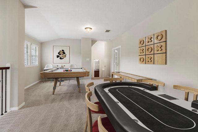 6 Hithervale Court, The Woodlands, TX 77382