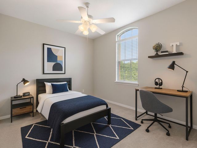 6 Hithervale Court, The Woodlands, TX 77382