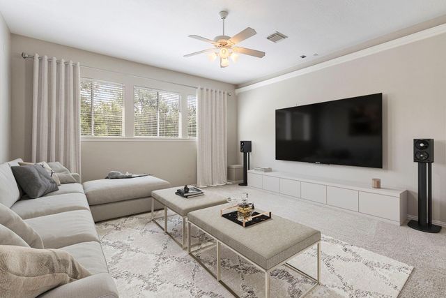 6 Hithervale Court, The Woodlands, TX 77382