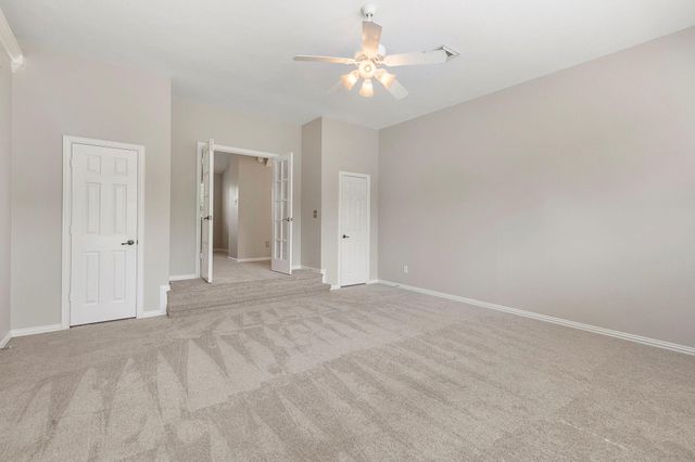 6 Hithervale Court, The Woodlands, TX 77382