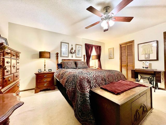 6 Weatherwood Lane, Maumelle, AR 72113