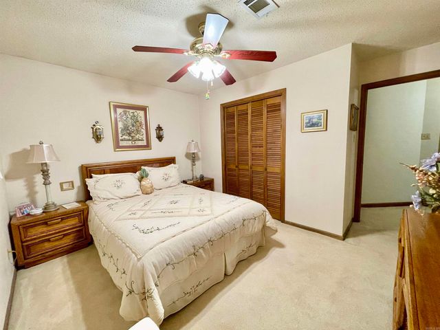 6 Weatherwood Lane, Maumelle, AR 72113