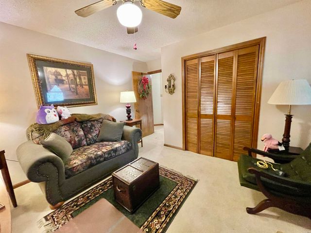 6 Weatherwood Lane, Maumelle, AR 72113