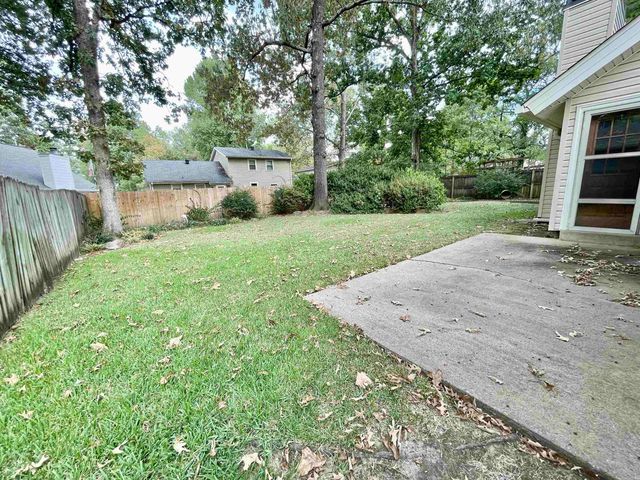 6 Weatherwood Lane, Maumelle, AR 72113