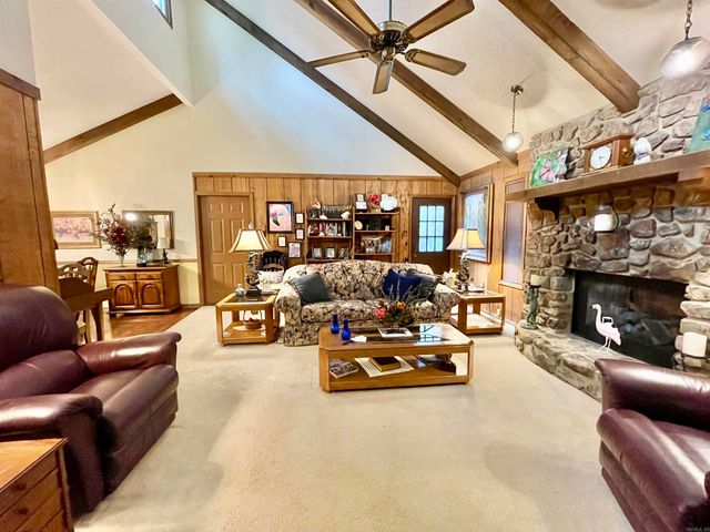 6 Weatherwood Lane, Maumelle, AR 72113