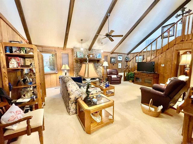 6 Weatherwood Lane, Maumelle, AR 72113