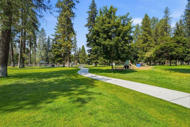 618 Duffer Loop, Deer Park, WA 99006