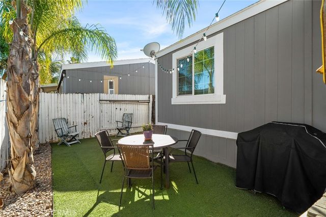 80 E Dawes 52, Perris, CA 92571