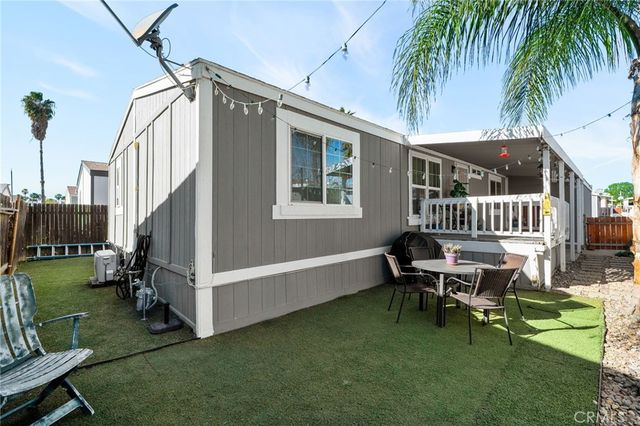 80 E Dawes 52, Perris, CA 92571