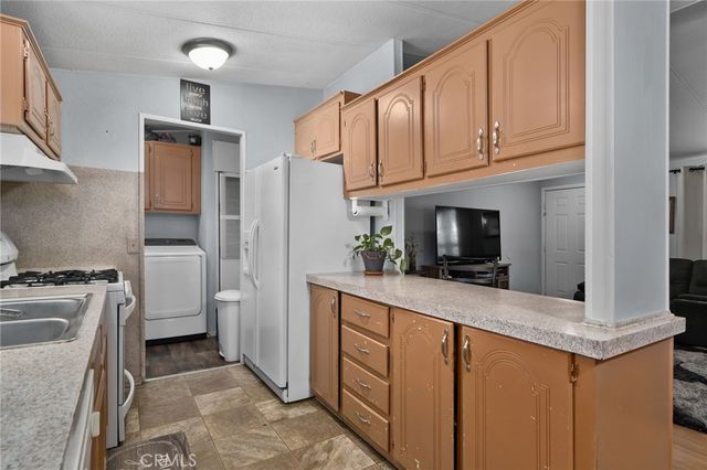 80 E Dawes 52, Perris, CA 92571