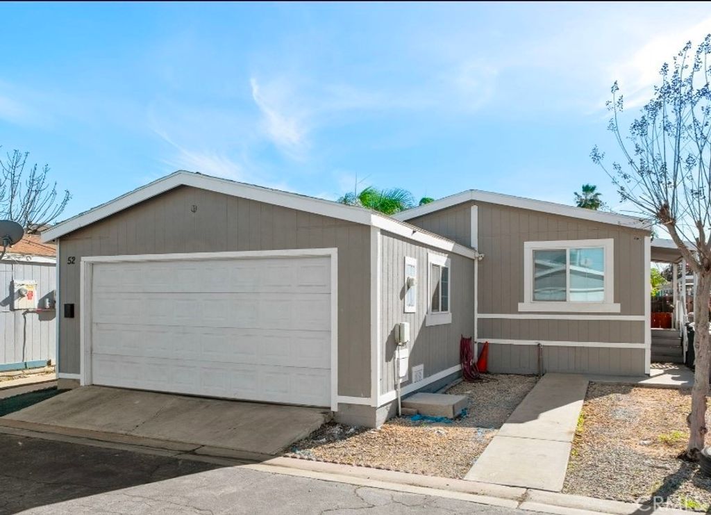 80 E Dawes 52, Perris, CA 92571