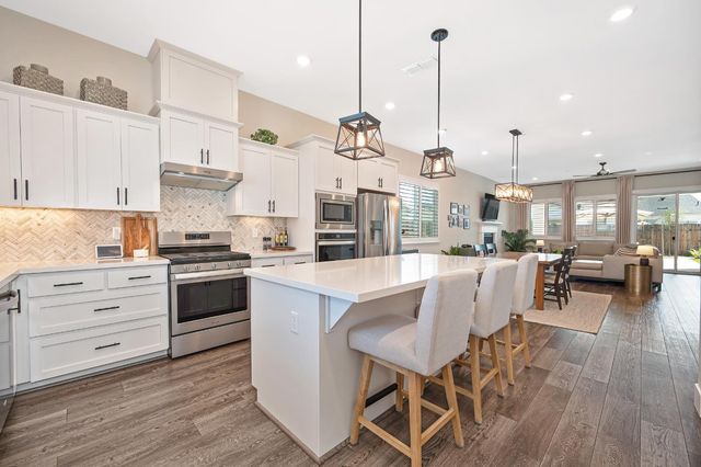 4057 Scotch Pine Dr, Roseville, CA 95747