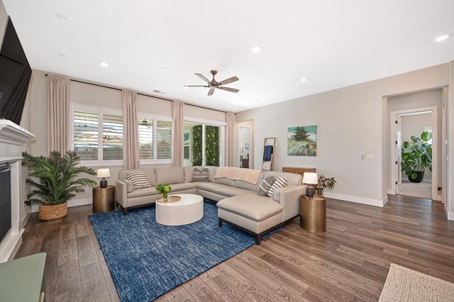 4057 Scotch Pine Dr, Roseville, CA 95747