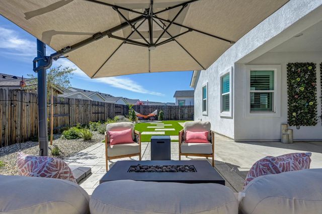 4057 Scotch Pine Dr, Roseville, CA 95747