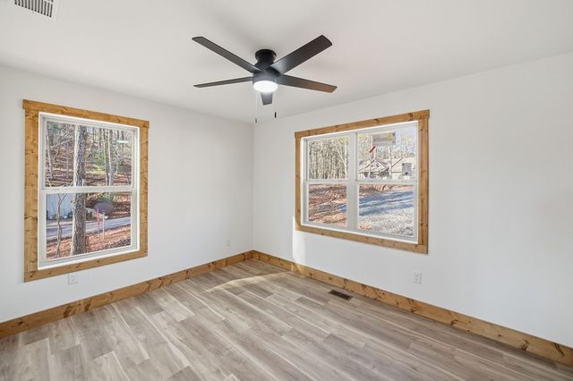 1883 Newport Drive, Ellijay, GA 30540