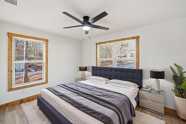 1883 Newport Drive, Ellijay, GA 30540