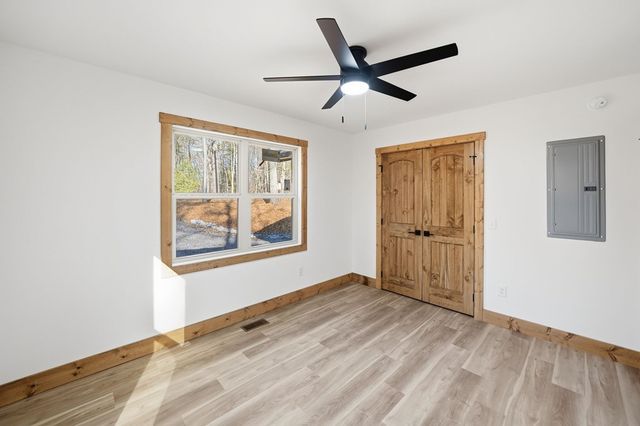 1883 Newport Drive, Ellijay, GA 30540