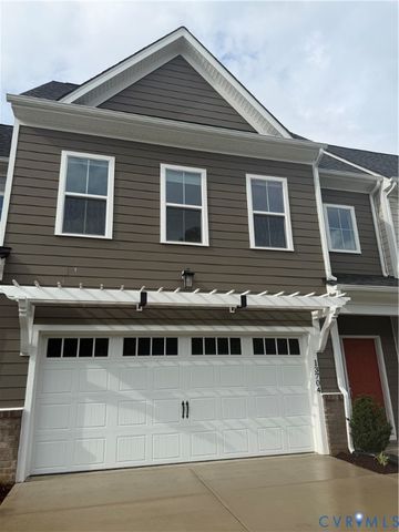 13704 Randolph Pond Ln, Midlothian, VA 23114