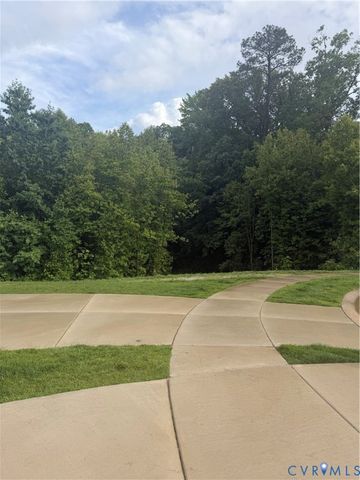 13704 Randolph Pond Ln, Midlothian, VA 23114