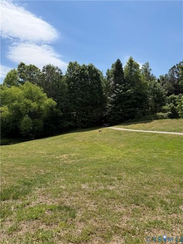 13704 Randolph Pond Ln, Midlothian, VA 23114