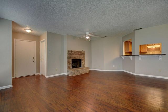 9204 Sedgemoor TRL A, Austin, TX 78748
