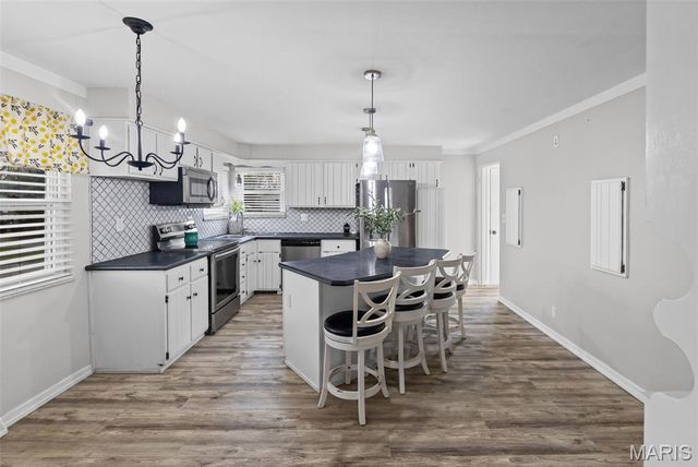 22 Lexington Drive, Fairview Heights, IL 62208