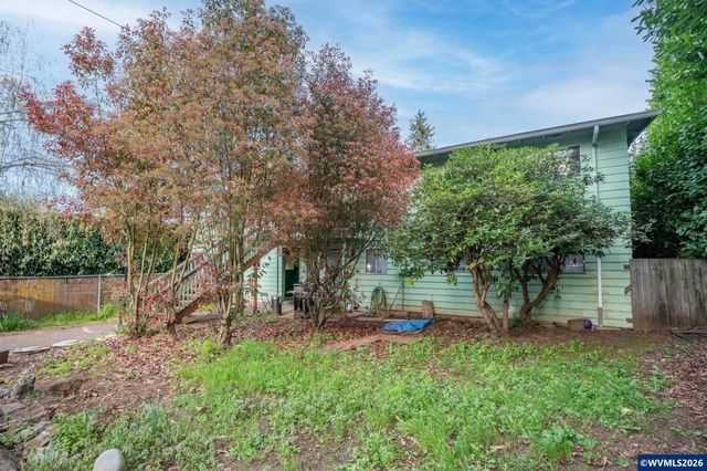 1341 Saginaw St S, Salem, OR 97317