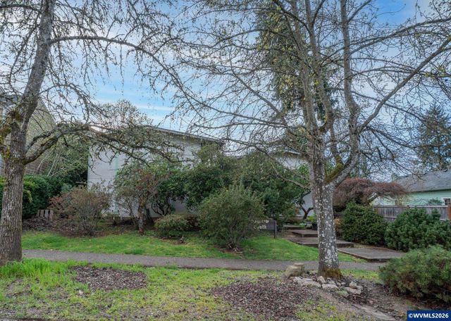 1341 Saginaw St S, Salem, OR 97317