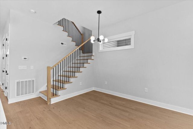 543 Bragg Street, Raleigh, NC 27610
