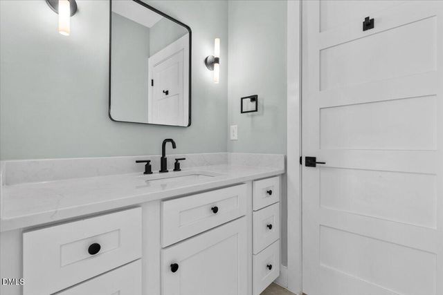 543 Bragg Street, Raleigh, NC 27610