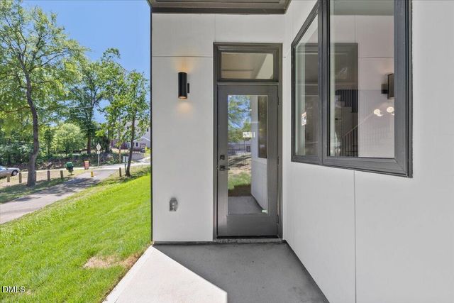 543 Bragg Street, Raleigh, NC 27610