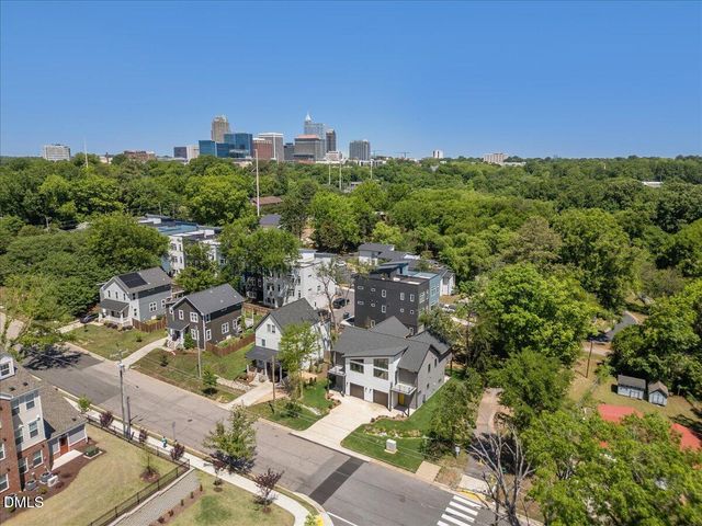 543 Bragg Street, Raleigh, NC 27610