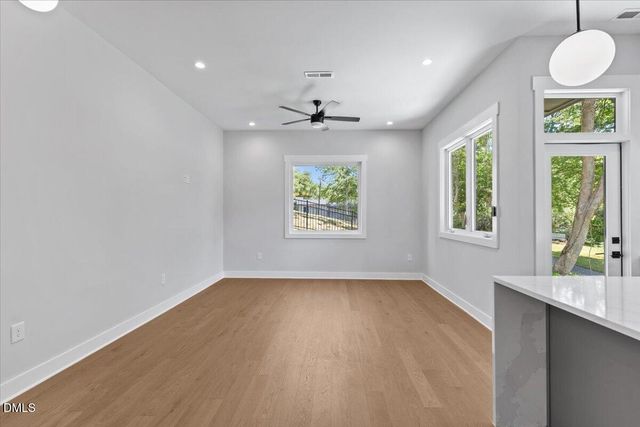 543 Bragg Street, Raleigh, NC 27610