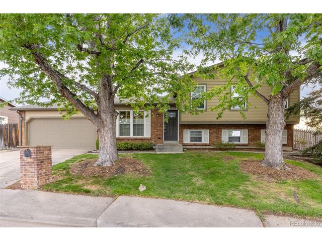 1137 Maple Cir, Broomfield, CO 80020