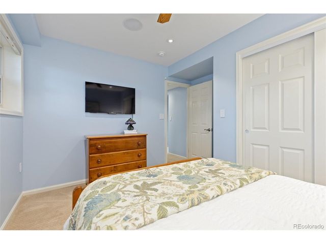 1137 Maple Cir, Broomfield, CO 80020