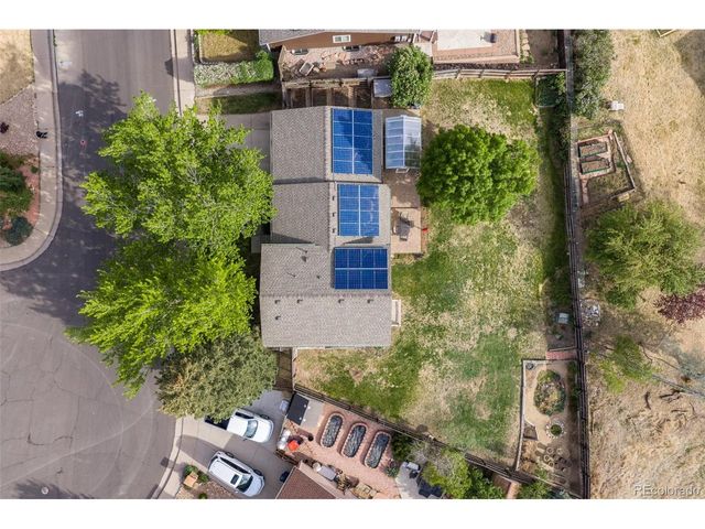 1137 Maple Cir, Broomfield, CO 80020