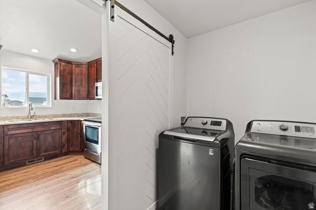 81 N 500 W, Monroe, UT 84754