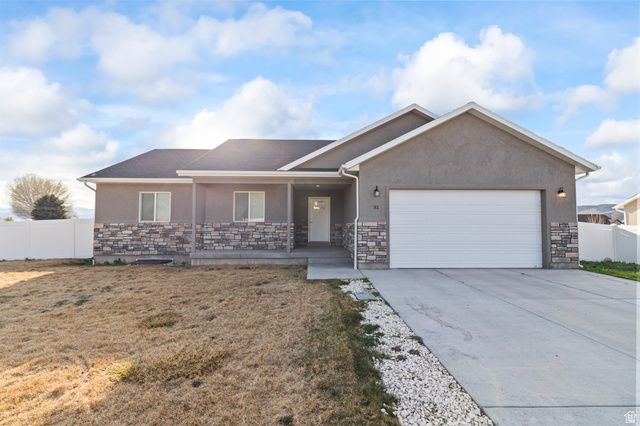 81 N 500 W, Monroe, UT 84754