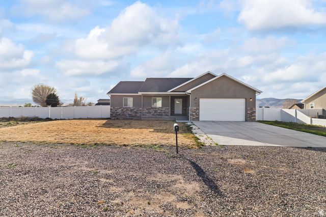 81 N 500 W, Monroe, UT 84754