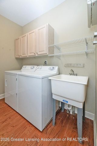 5490 Martinique Circle, East Lansing, MI 48823