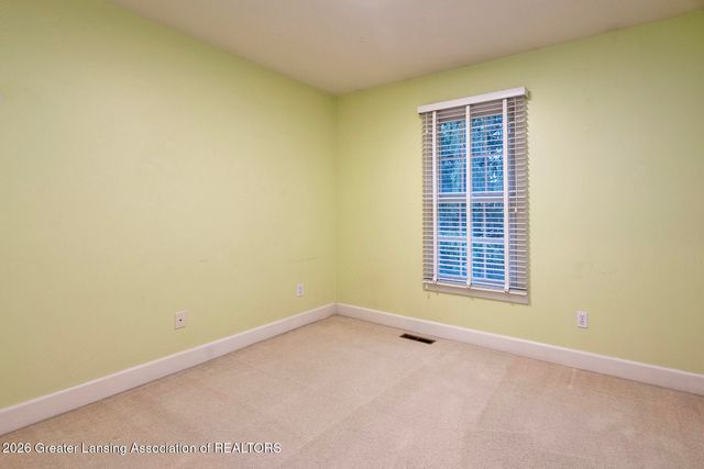 5490 Martinique Circle, East Lansing, MI 48823